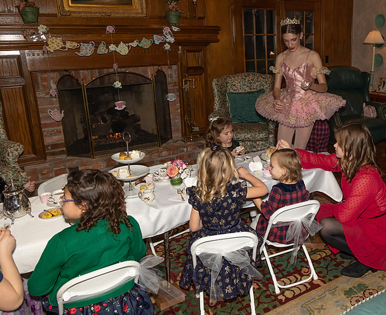 Tea party--24
