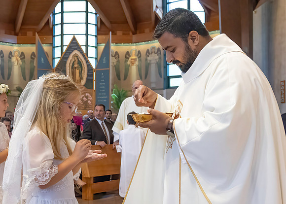 First Communion (92 of 224)-DeNoiseAI-standard