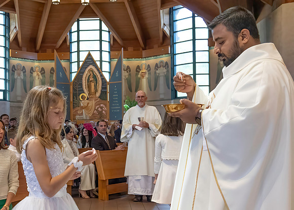 First Communion (173 of 224)-DeNoiseAI-standard