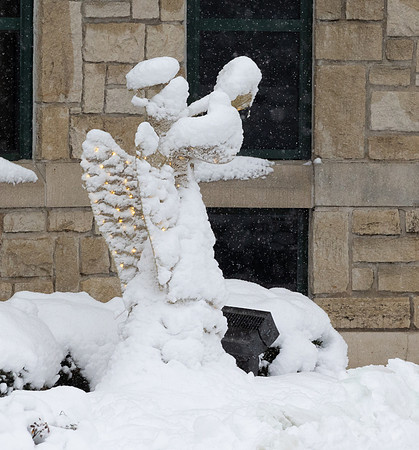Nativity in the snow (3 of 18)