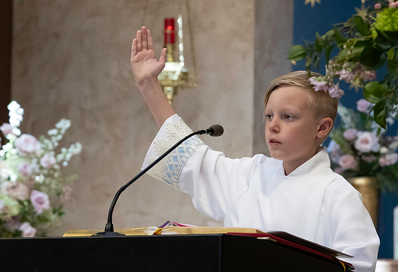 First Communion (50 of 224)-DeNoiseAI-standard