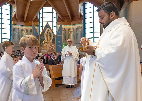 First Communion (192 of 224)-DeNoiseAI-standard