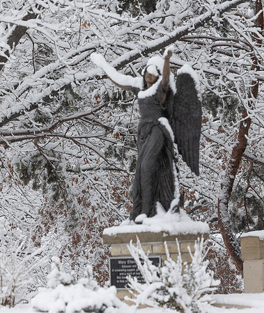 Nativity in the snow (12 of 18)