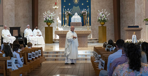 First Communion (45 of 224)-DeNoiseAI-standard