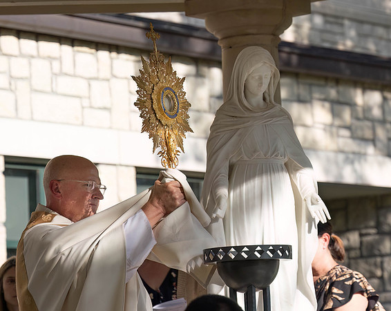 Eucharisti- 2024 (57 of 62)