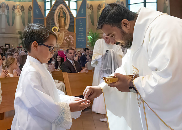 First Communion (161 of 224)-DeNoiseAI-standard