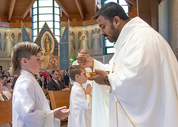 First Communion (200 of 224)-DeNoiseAI-standard