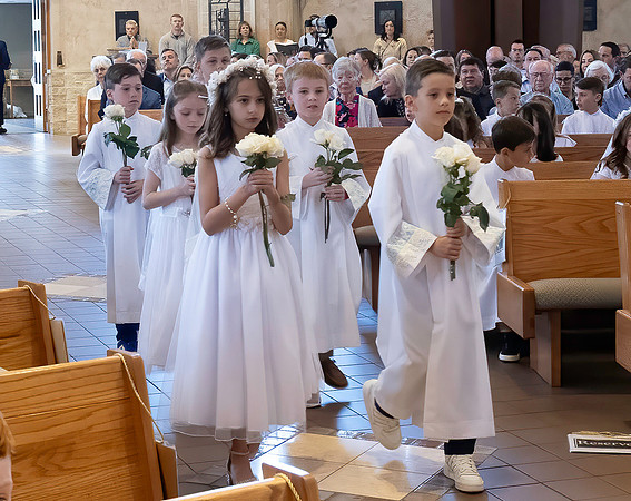 First Communion (58 of 224)-DeNoiseAI-standard