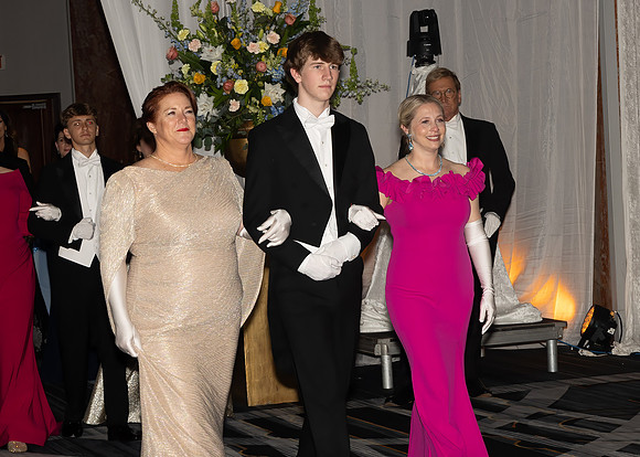Hope_Ball (344 of 245)