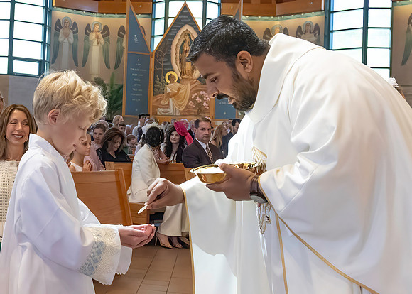 First Communion (158 of 224)-DeNoiseAI-standard