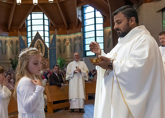 First Communion (76 of 224)-DeNoiseAI-standard