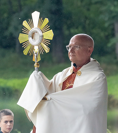 Eucharist-102