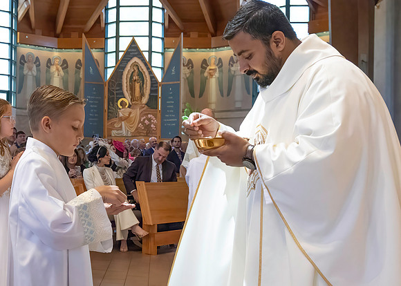 First Communion (108 of 224)-DeNoiseAI-standard