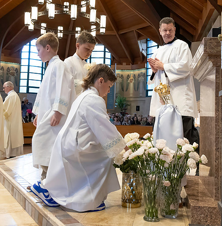 First Communion (61 of 224)-DeNoiseAI-standard