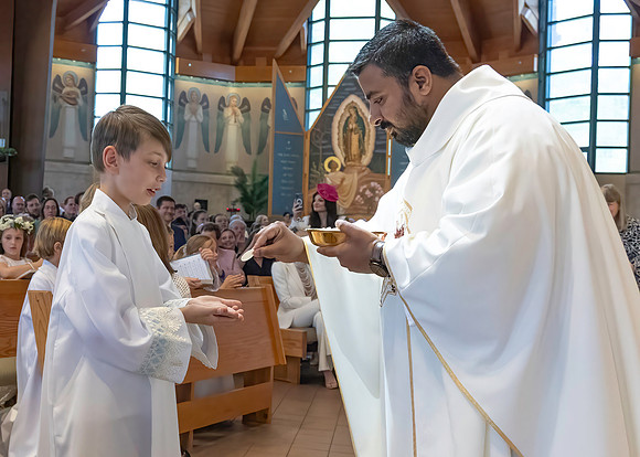First Communion (110 of 224)-DeNoiseAI-standard