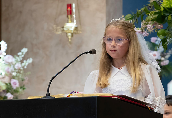First Communion (51 of 224)-DeNoiseAI-standard