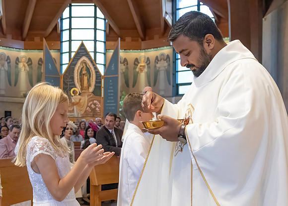 First Communion (81 of 224)-DeNoiseAI-standard