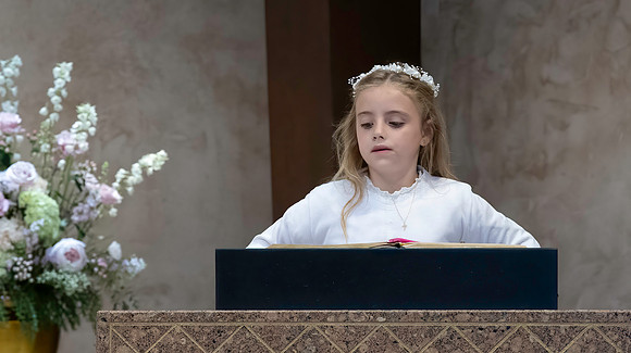 First Communion (49 of 224)-DeNoiseAI-standard