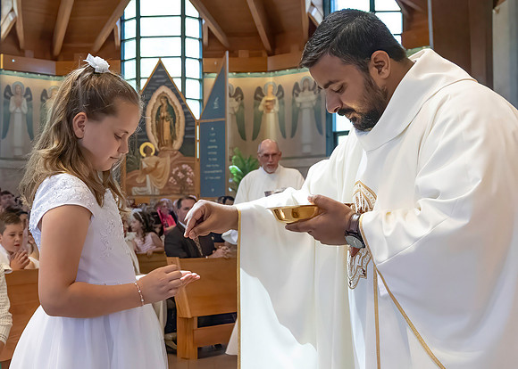 First Communion (156 of 224)-DeNoiseAI-standard