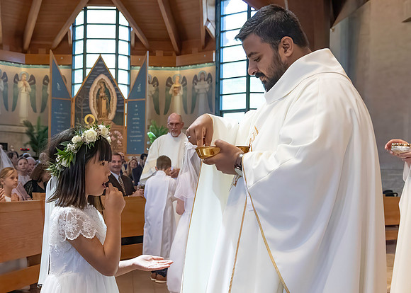 First Communion (166 of 224)-DeNoiseAI-standard