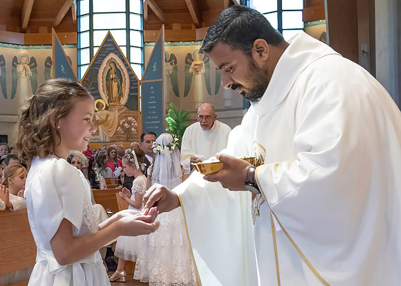 First Communion (96 of 224)-DeNoiseAI-standard