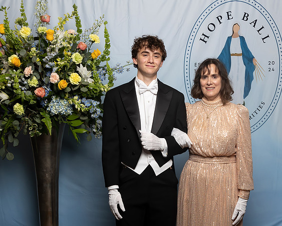 Hope_Ball (292 of 245)