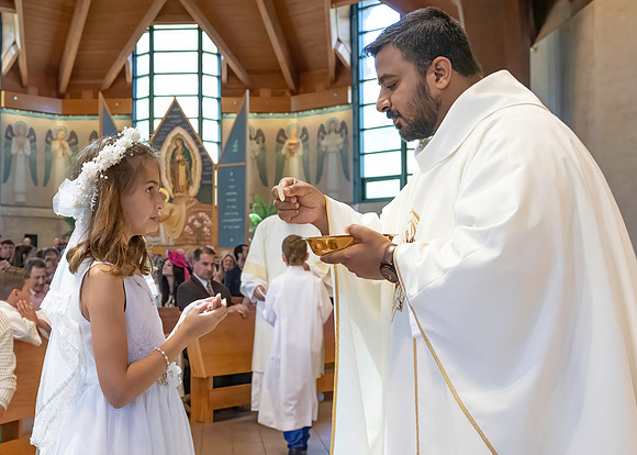 First Communion (209 of 224)-DeNoiseAI-standard
