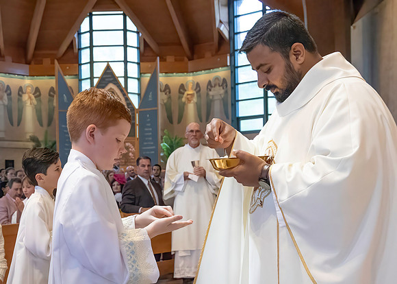 First Communion (86 of 224)-DeNoiseAI-standard