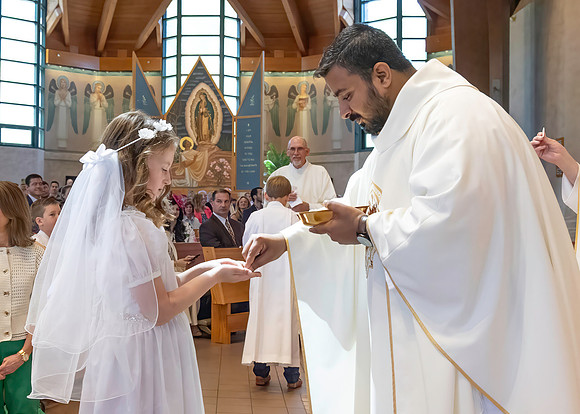 First Communion (139 of 224)-DeNoiseAI-standard