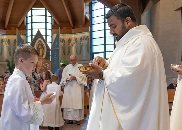 First Communion (115 of 224)-DeNoiseAI-standard