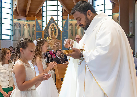 First Communion (195 of 224)-DeNoiseAI-standard