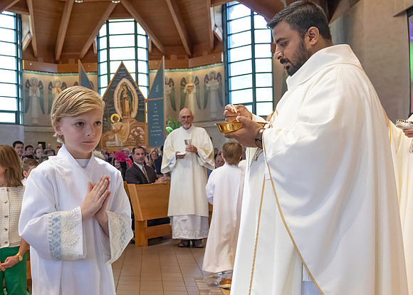 First Communion (179 of 224)-DeNoiseAI-standard