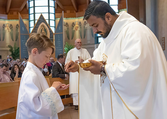 First Communion (84 of 224)-DeNoiseAI-standard