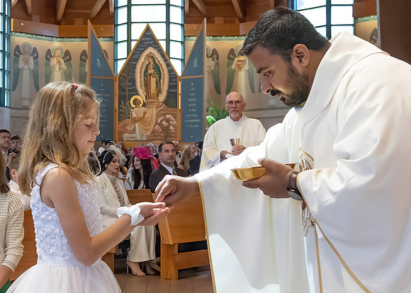 First Communion (172 of 224)-DeNoiseAI-standard