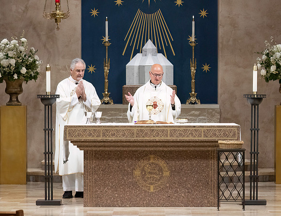 Biz_Consecration (14 of 63)